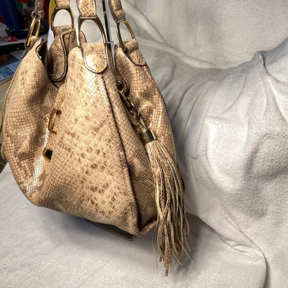 G.I.L.I got it luv it!  Gorgeous! - Picture 12 of 17